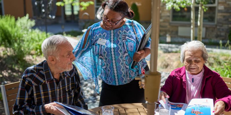 Someren Glen Senior Living Community in Centennial, CO - the retreat memory care residents