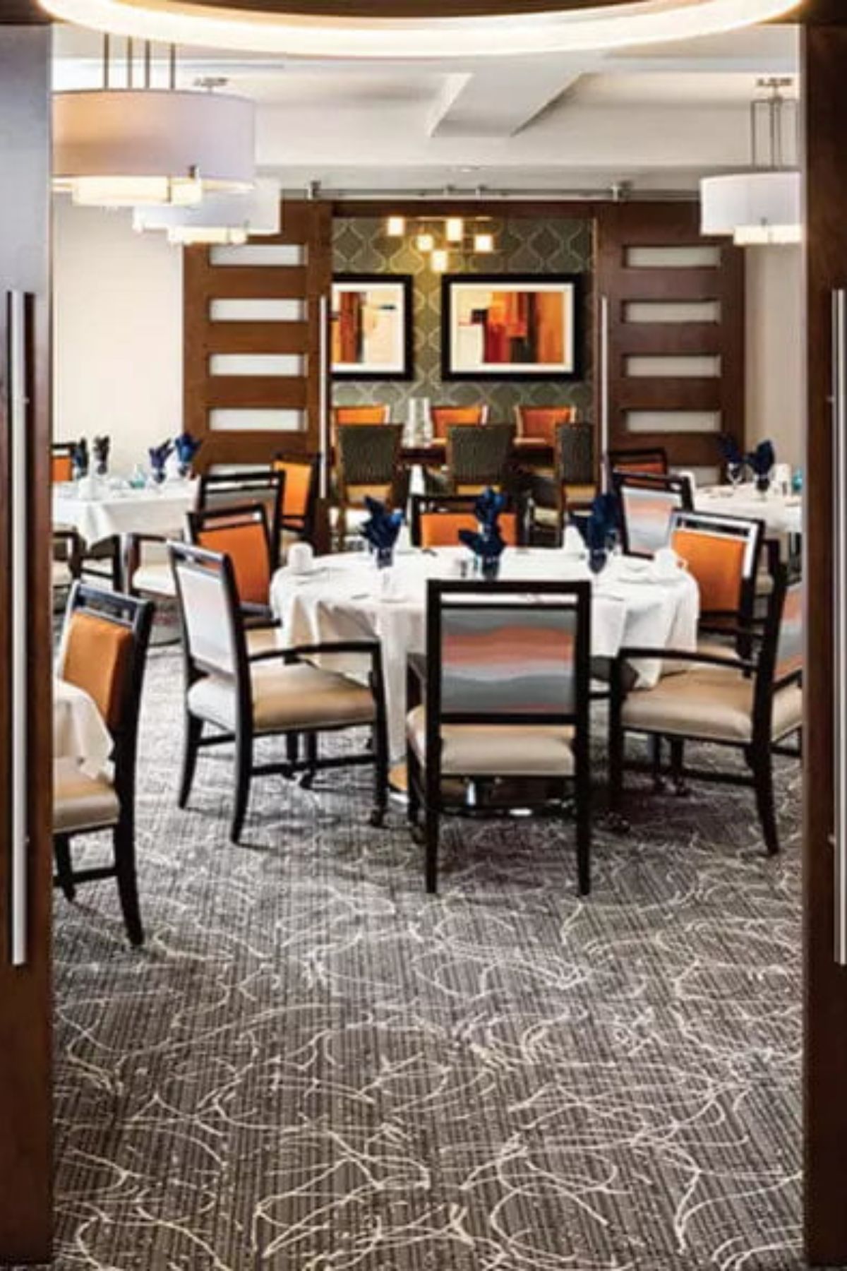 Someren Glen Senior Living Community in Centennial, CO - the retreat dining (1)