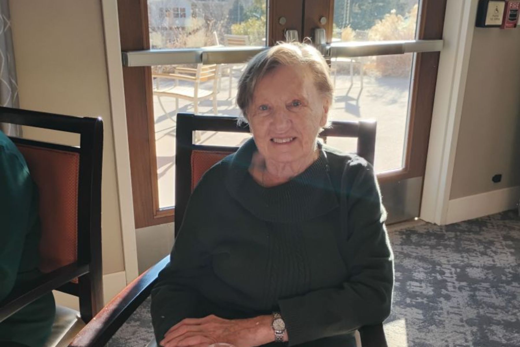 Someren Glen Senior Living Community in Centennial, CO - the retreat female resident