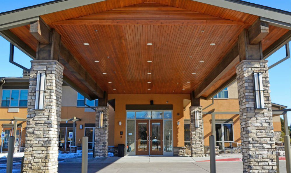 Someren Glen Senior Living Community in Centennial, CO - ther retreat exterior